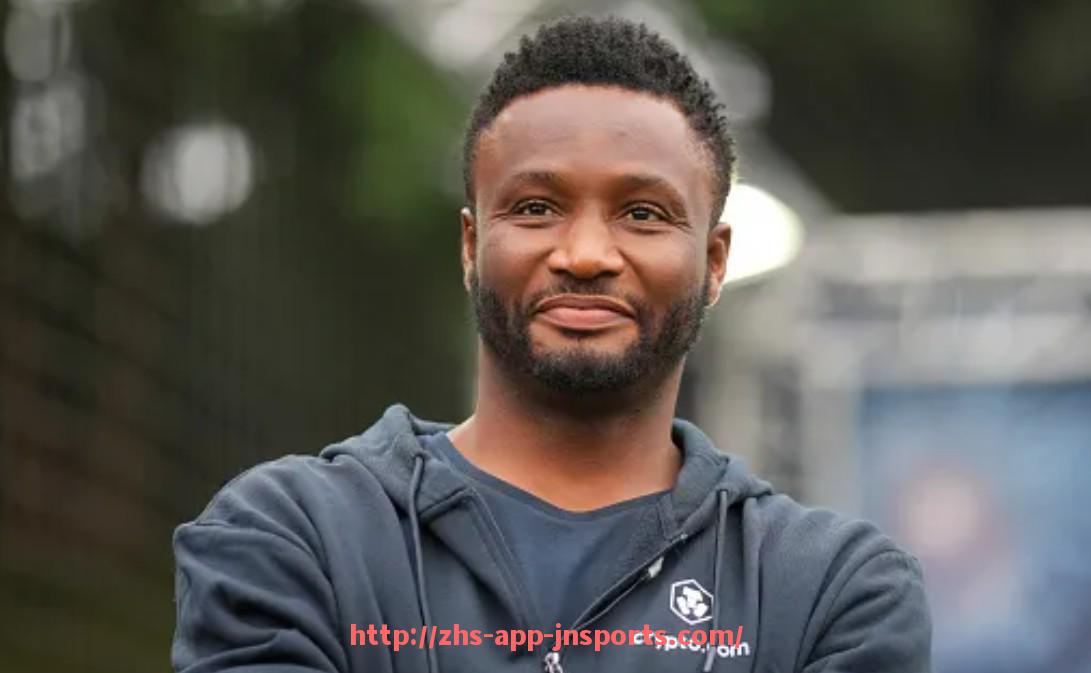 江南体育APP下载-CBA比赛中出现“足球裁判”的荒诞一幕